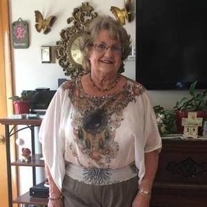 Meet your Posher, Lorene